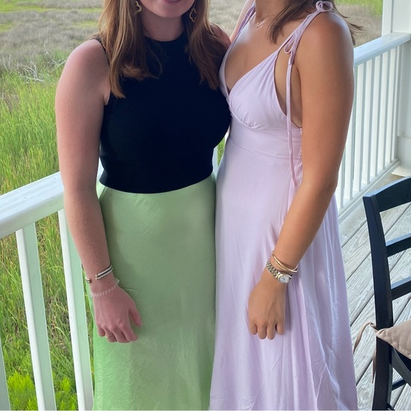 Vince Satin Flare Midi Elastic Waist Slip Guava Green Skirt. Size S. - Picture 4 of 5